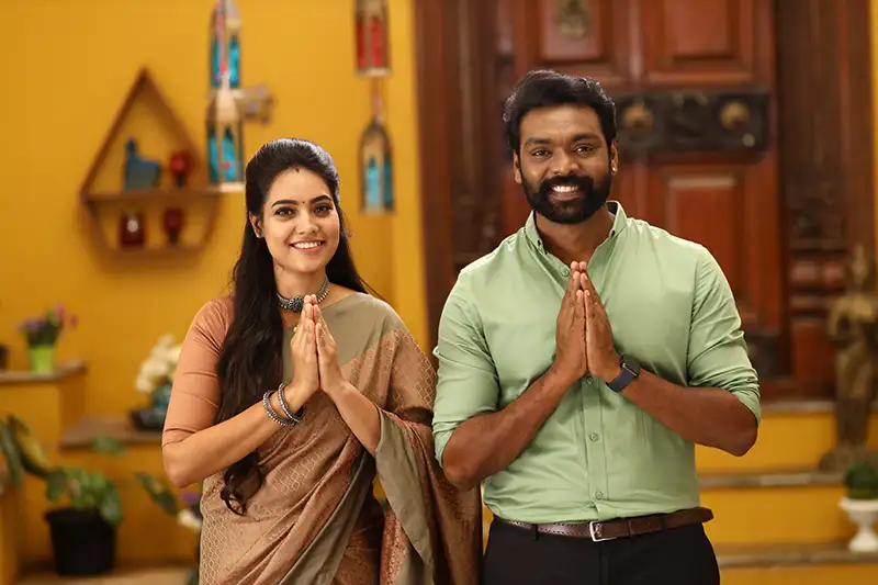 Pavithra & Vinoth Babu Ad